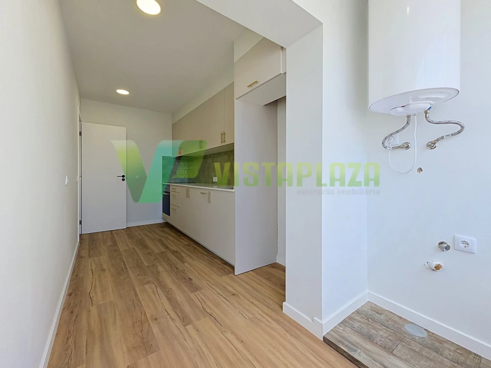 Apartamento T2 para Venda em Lagoa e Carvoeiro Foto 3