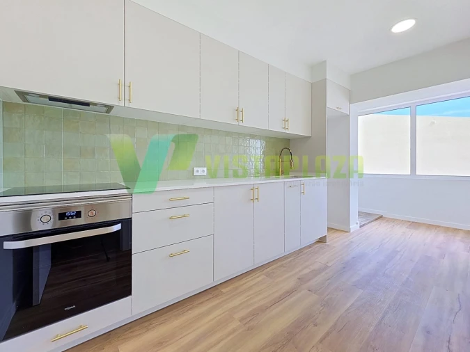 Apartamento T2 para Venda em Lagoa e Carvoeiro Foto 2
