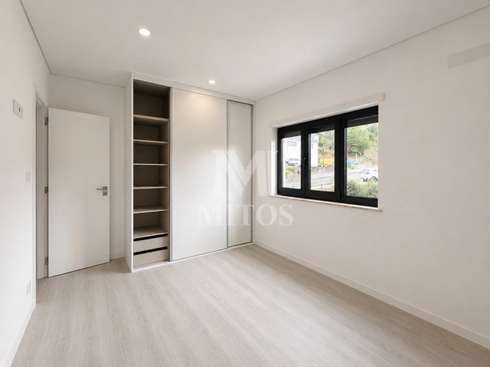 Moradia T6 para Venda em Vila Franca Foto 4