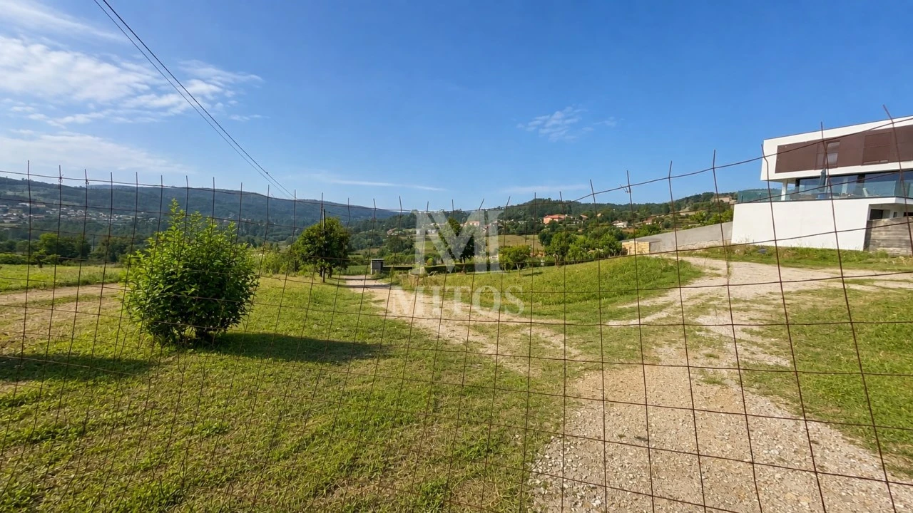 Moradia T3 para Venda em Cossourado Foto 1