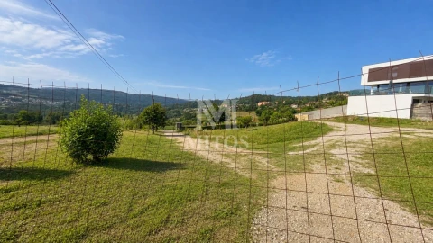 Moradia T3 para Venda em Cossourado
