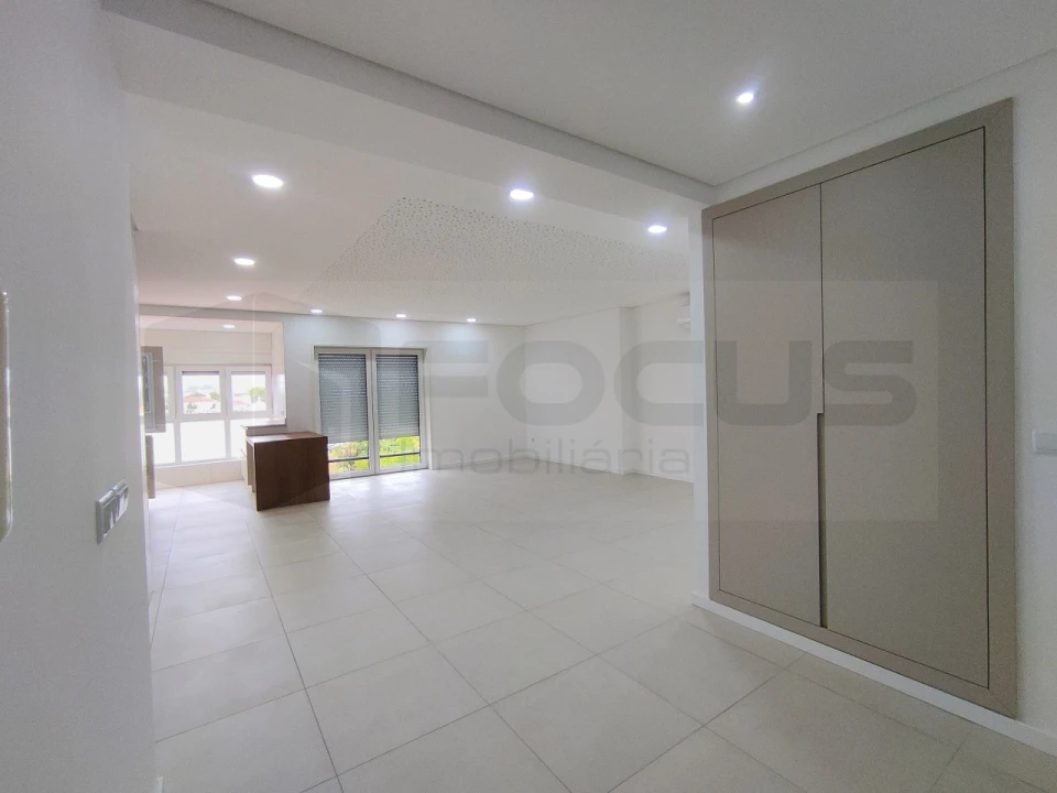 Apartamento T2 para Arrendamento em Glória e Vera Cruz Foto 3