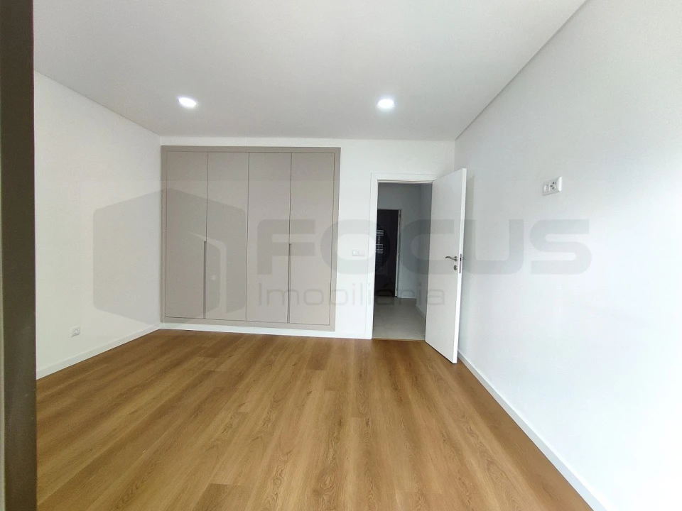 Apartamento T2 para Arrendamento em Glória e Vera Cruz Foto 17