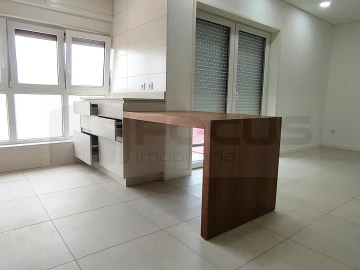 Apartamento T2 para Arrendamento em Glória e Vera Cruz