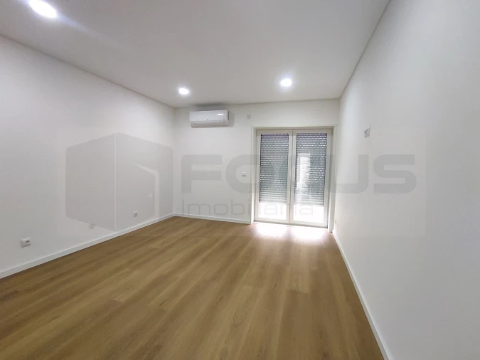 Apartamento T2 para Arrendamento em Glória e Vera Cruz Foto 20