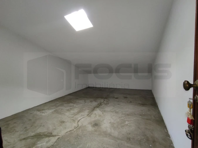 Apartamento T2 para Arrendamento em Glória e Vera Cruz Foto 27