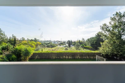 Moradia T6 para Venda em Queluz e Belas