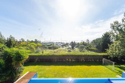 Moradia T6 para Venda em Queluz e Belas