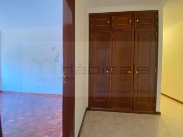 Apartamento T2 para Venda em Algueirão-Mem Martins