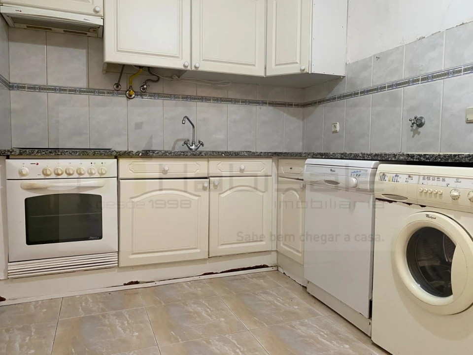 Apartamento T2 para Venda em Algueirão-Mem Martins Foto 10