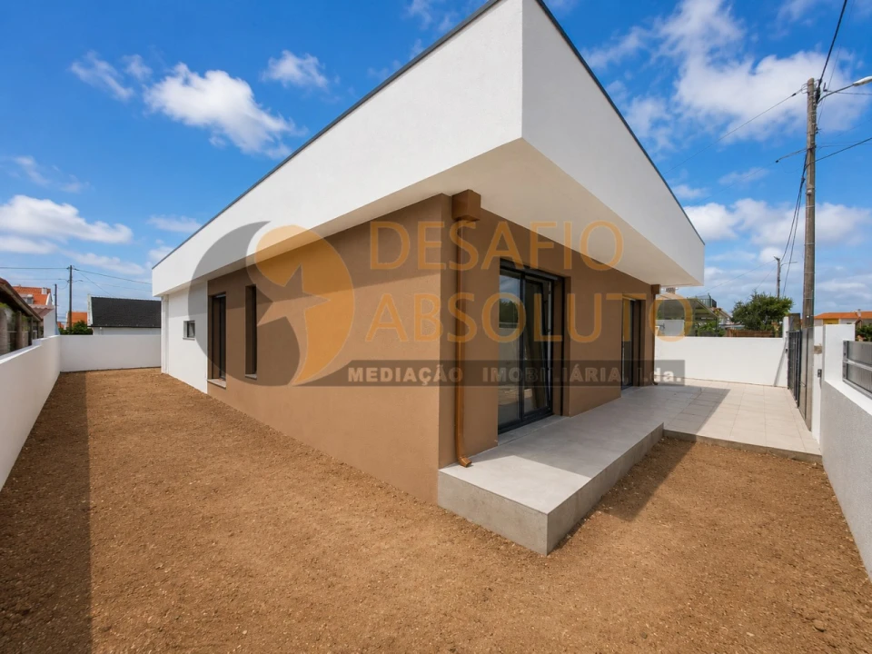 Moradia T4 para Venda em Fernao Ferro Foto 27