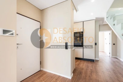 Moradia T3 para Venda em Fernao Ferro