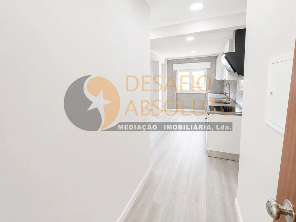 Apartamento T2 para Venda em Setubal (São Sebastião) Foto 2