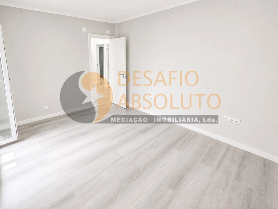 Apartamento T2 para Venda em Setubal (São Sebastião) Foto 14