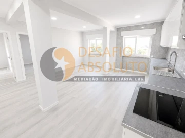 Apartamento T2 para Venda em Setubal (São Sebastião)