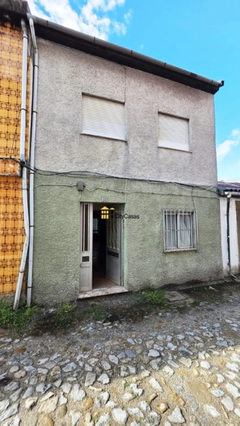 Moradia T6 para Venda em São Vitor (Braga)