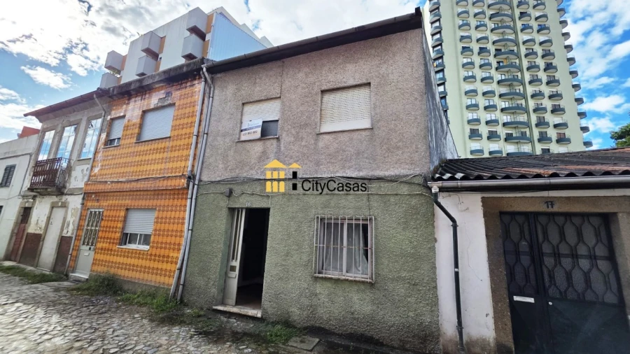 Moradia T6 para Venda em São Vitor (Braga)