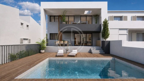 Moradia T4 para Venda em Montenegro