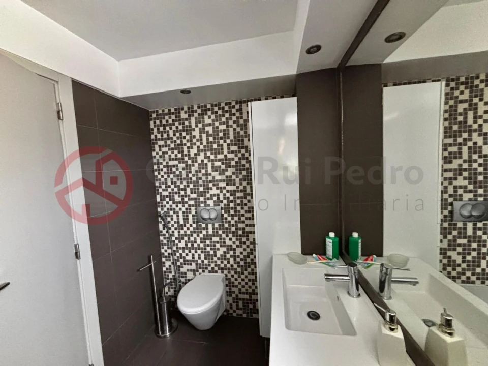 Apartamento T4 para Venda em Marvila Foto 23