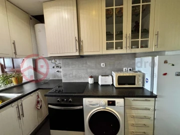 Apartamento T4 para Venda em Marvila