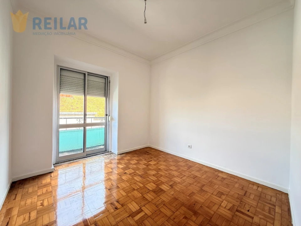 Apartamento T2 para Arrendamento em Moscavide e Portela Foto 10