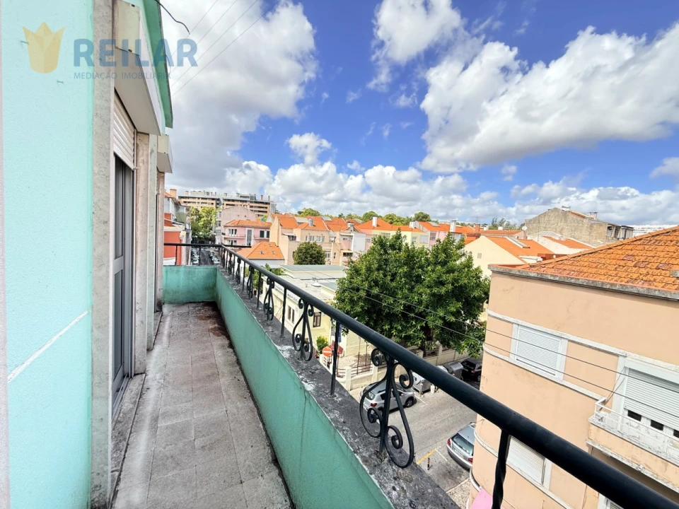Apartamento T2 para Arrendamento em Moscavide e Portela Foto 18