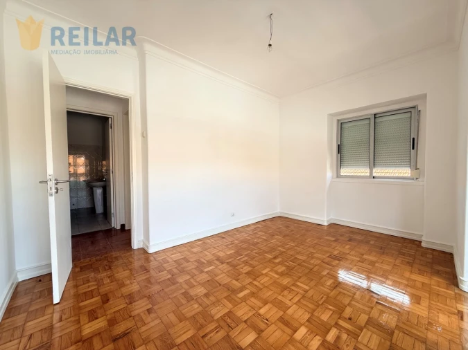 Apartamento T2 para Arrendamento em Moscavide e Portela Foto 12