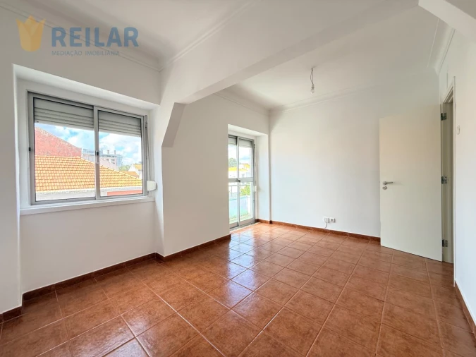 Apartamento T2 para Arrendamento em Moscavide e Portela Foto 13