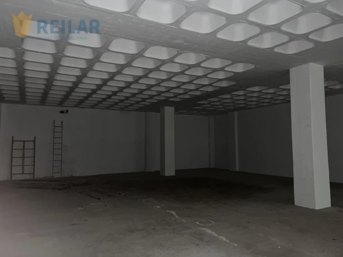 Armazém para Venda em Sacavém e Prior Velho Foto 20