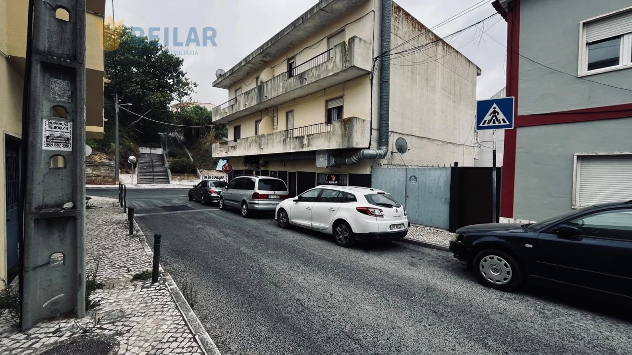 Loja para Arrendamento em Camarate, Unhos e Apelação Foto 12