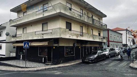 Loja para Arrendamento em Camarate, Unhos e Apelação