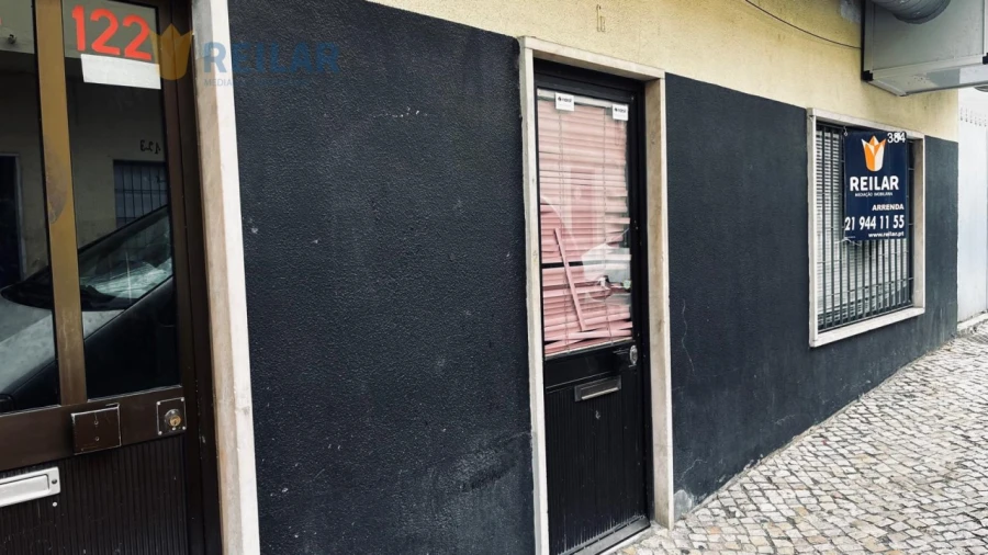 Loja para Arrendamento em Camarate, Unhos e Apelação Foto 8