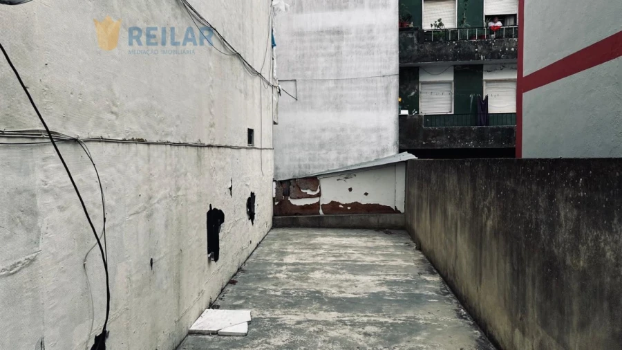 Loja para Arrendamento em Camarate, Unhos e Apelação Foto 10