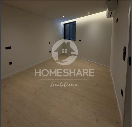 Apartamento T4 para Venda em Gondomar (São Cosme), Valbom e Jovim Foto 10