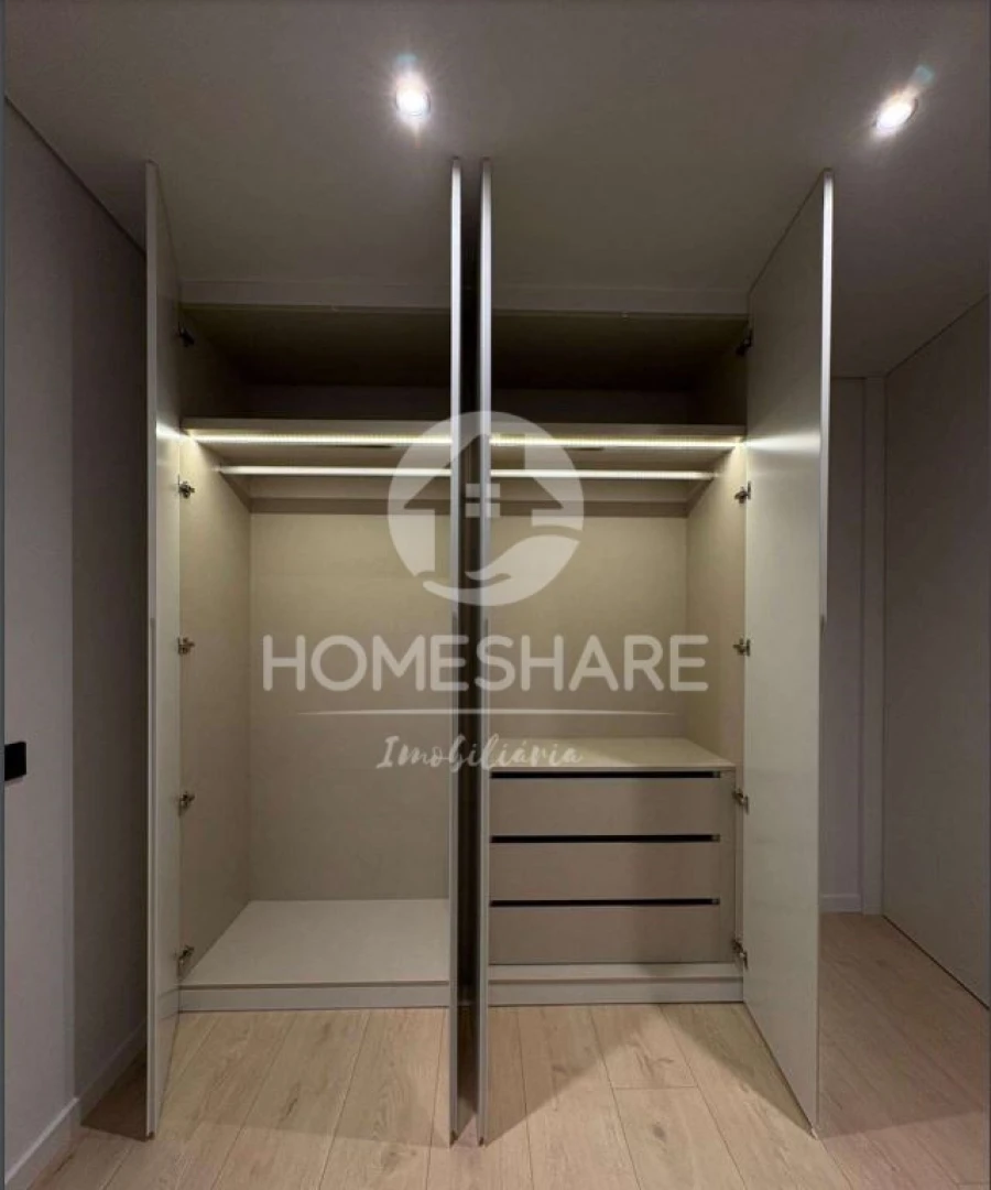 Apartamento T4 para Venda em Gondomar (São Cosme), Valbom e Jovim Foto 15