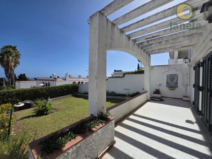 Moradia T5 para Venda em Albufeira e Olhos de Água Foto 5