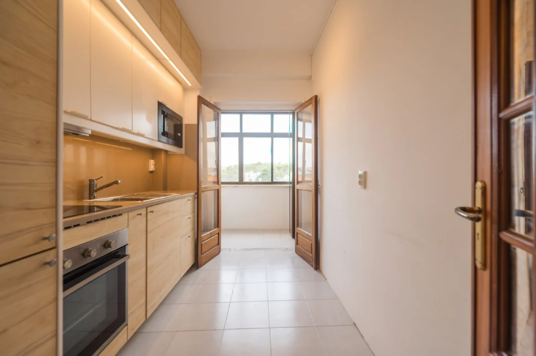 Apartamento T1 para Venda em Algés, Linda-A-Velha e Cruz Quebrada-Dafundo Foto 12