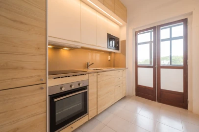 Apartamento T1 para Venda em Algés, Linda-A-Velha e Cruz Quebrada-Dafundo