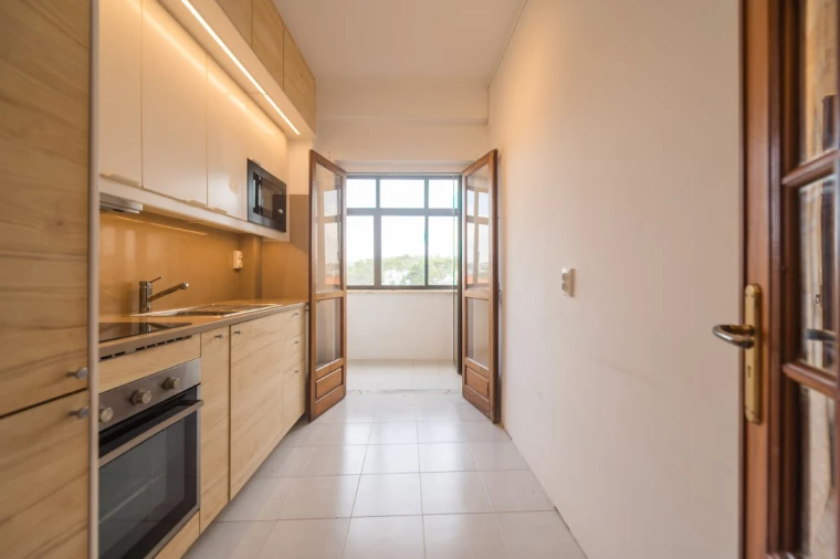 Apartamento T1 para Venda em Algés, Linda-A-Velha e Cruz Quebrada-Dafundo Foto 12