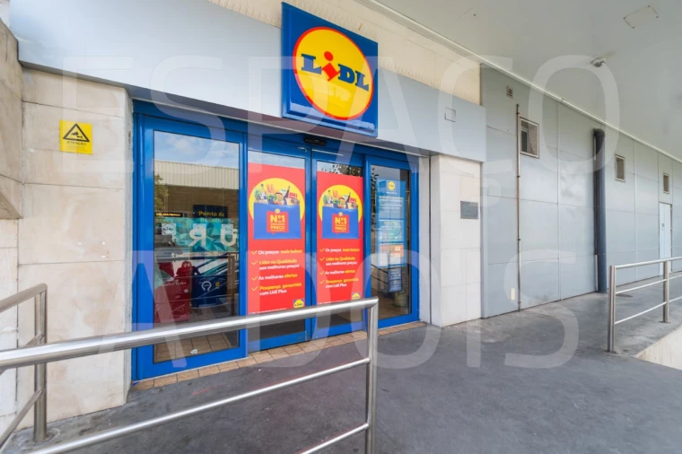 Apartamento T4 para Arrendamento em Alvalade Foto 59