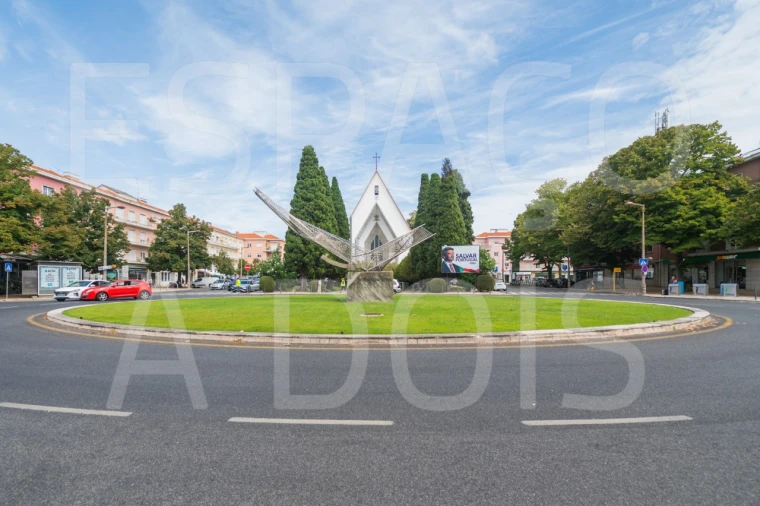 Apartamento T4 para Arrendamento em Alvalade Foto 61