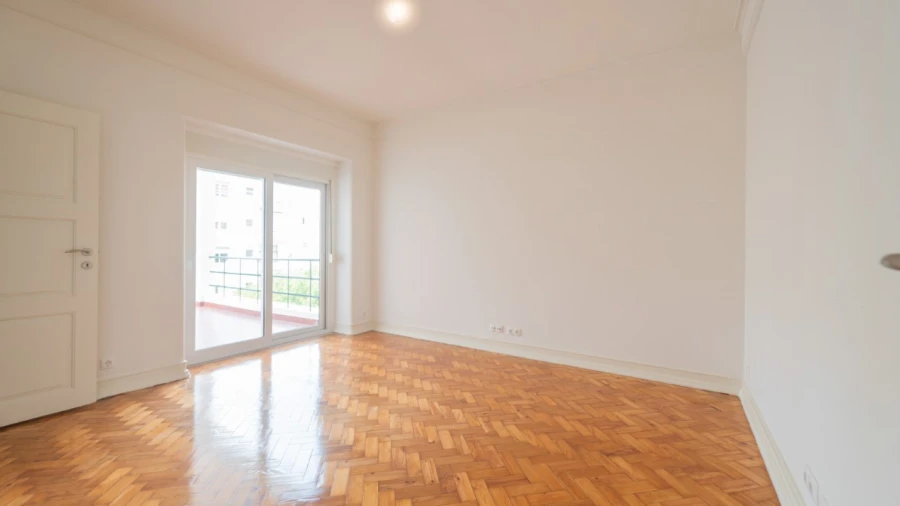 Apartamento T4 para Arrendamento em Alvalade