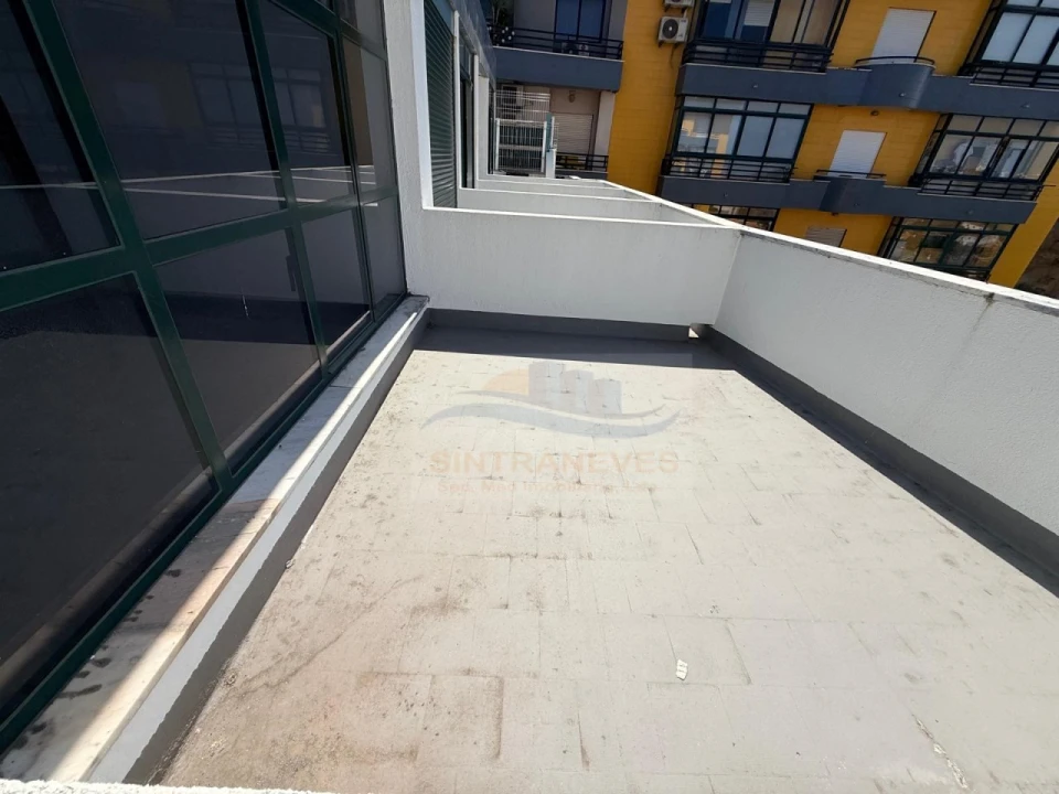 Apartamento T3 para Venda em Laranjeiro e Feijó Foto 8