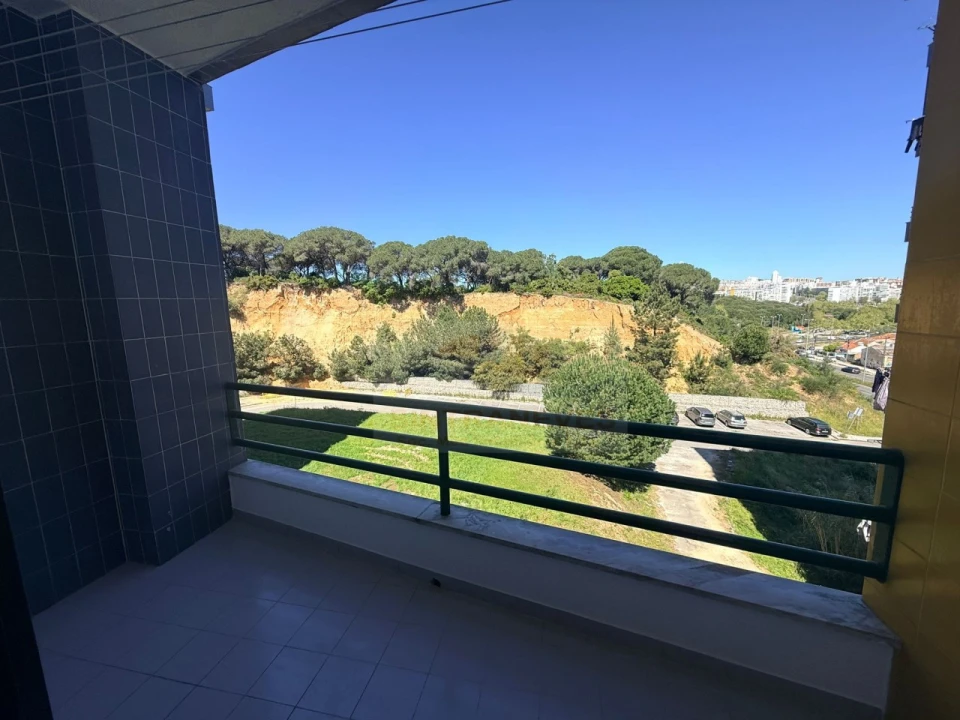 Apartamento T3 para Venda em Laranjeiro e Feijó Foto 9