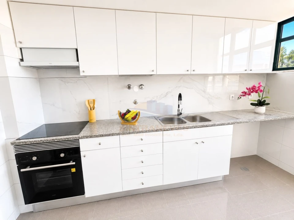 Apartamento T3 para Venda em Laranjeiro e Feijó Foto 11