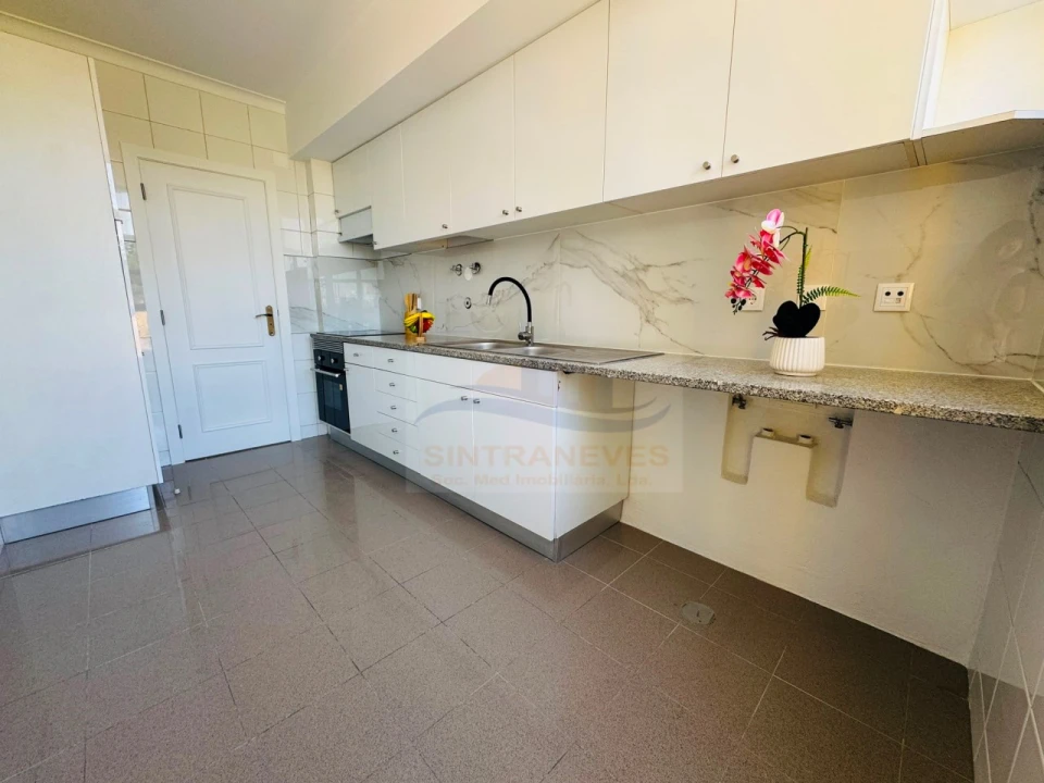 Apartamento T3 para Venda em Laranjeiro e Feijó Foto 12