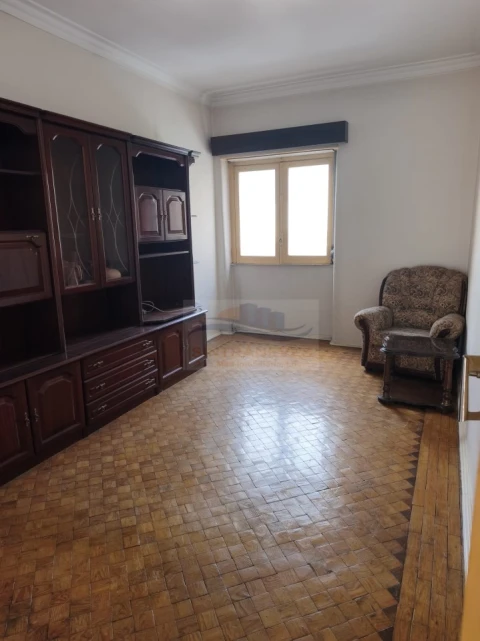 Apartamento T2 para Venda em Falagueira-Venda Nova