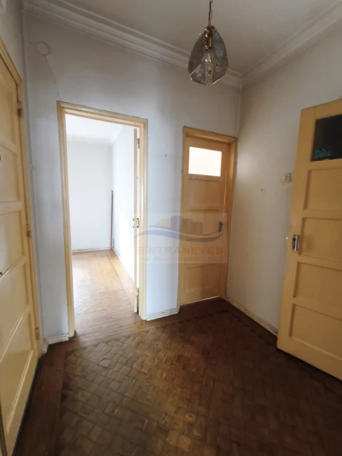 Apartamento T2 para Venda em Falagueira-Venda Nova