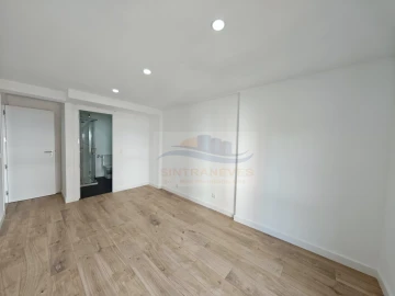 Apartamento T2 para Venda em Falagueira-Venda Nova