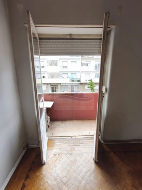 Apartamento T2 para Venda em Falagueira-Venda Nova